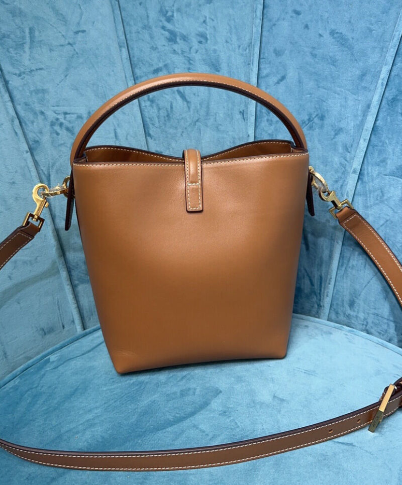 Saint Laurent Le 37 Small In Shiny Leather